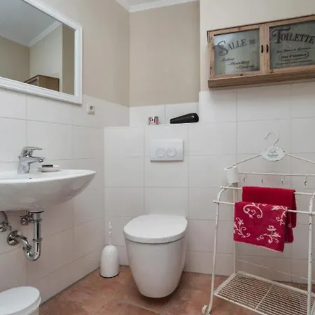 Pension Adele - Ruhig, Direkt Am Elberadweg & Badesee Mit Balkon Dresden Exterior foto
