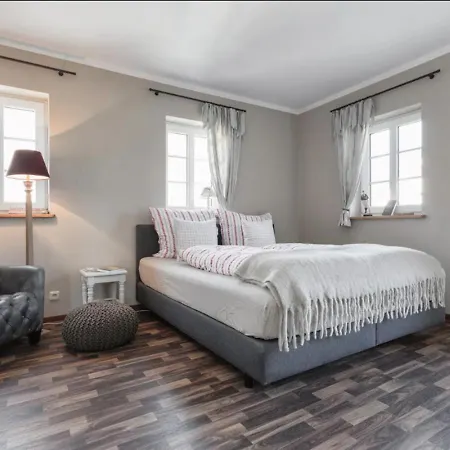 Pension Adele - Ruhig, Direkt Am Elberadweg & Badesee Mit Balkon Dresden Exterior foto
