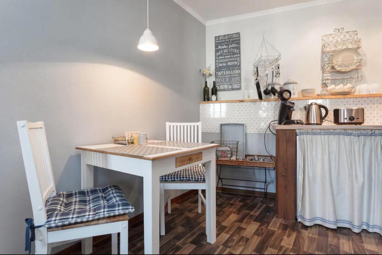 Adele - Ruhig, Direkt Am Elberadweg & Badesee Mit Balkon Apartamento