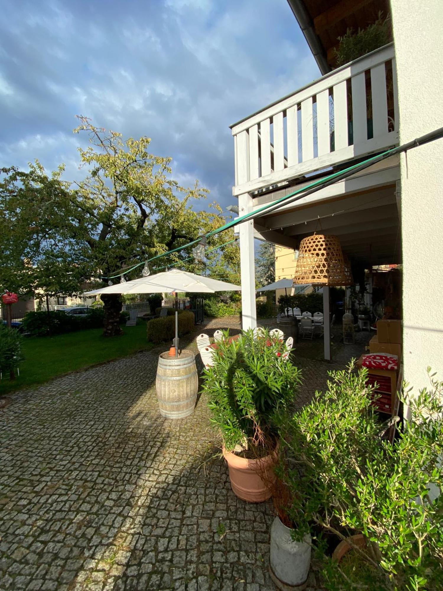 Adele - Ruhig, Direkt Am Elberadweg & Badesee Mit Balkon * Dresde