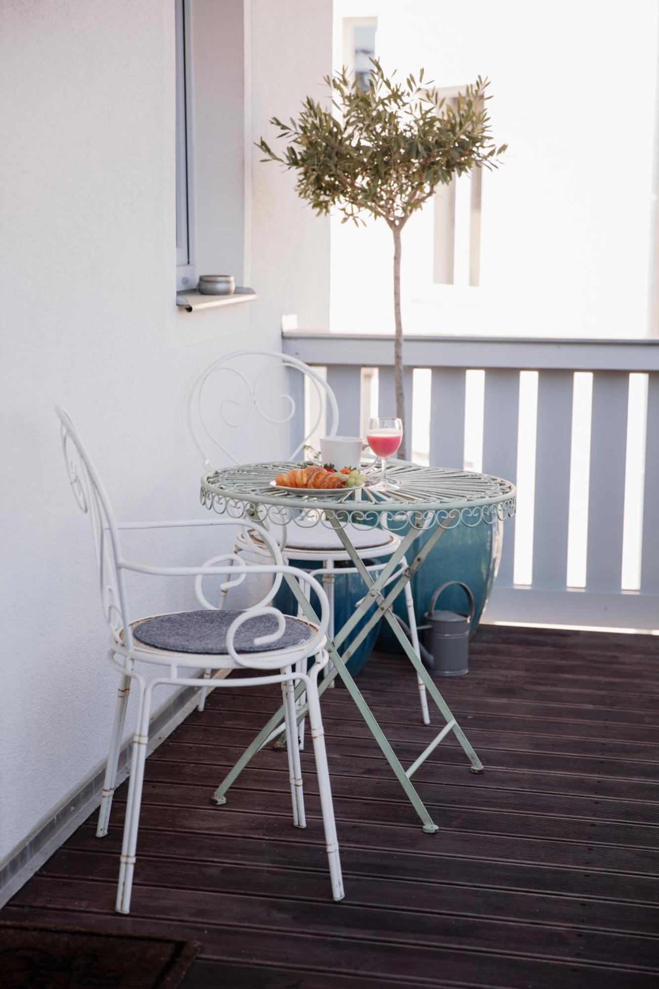 Adele - Ruhig, Direkt Am Elberadweg & Badesee Mit Balkon Apartamento *