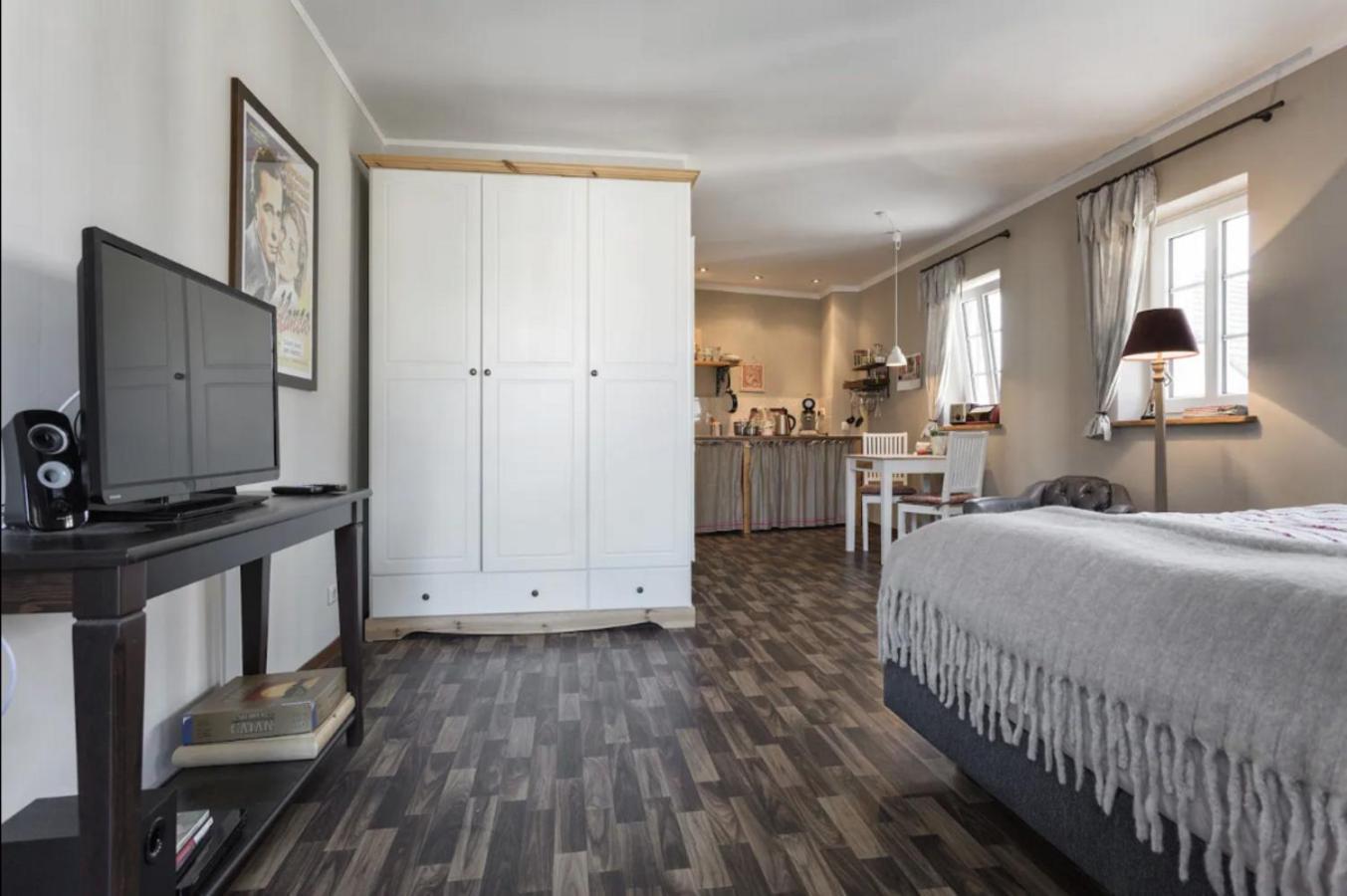 Adele - Ruhig, Direkt Am Elberadweg & Badesee Mit Balkon Apartament Drezno